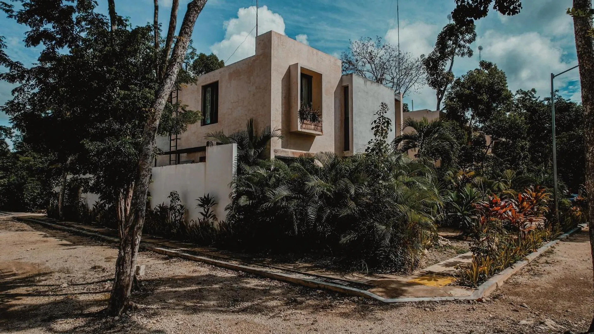 Buena Casa Tulum, Top Ranked Private Villa With Ensuite Brs, Infinity Pool, & Daily Staff